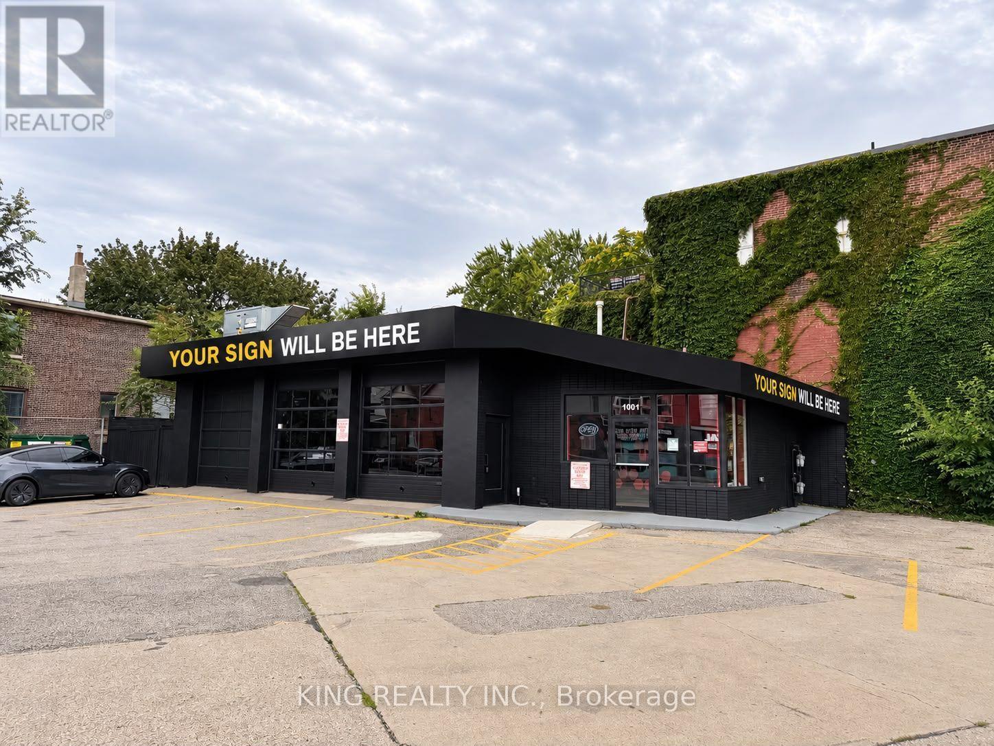 1001 Queen Street E, Toronto, Ontario  M4M 1K2 - Photo 4 - E13763488