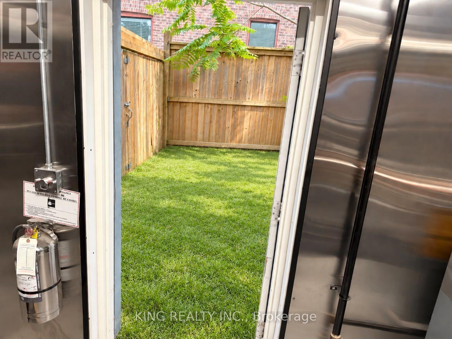 1001 Queen Street E, Toronto, Ontario  M4M 1K2 - Photo 48 - E13763488