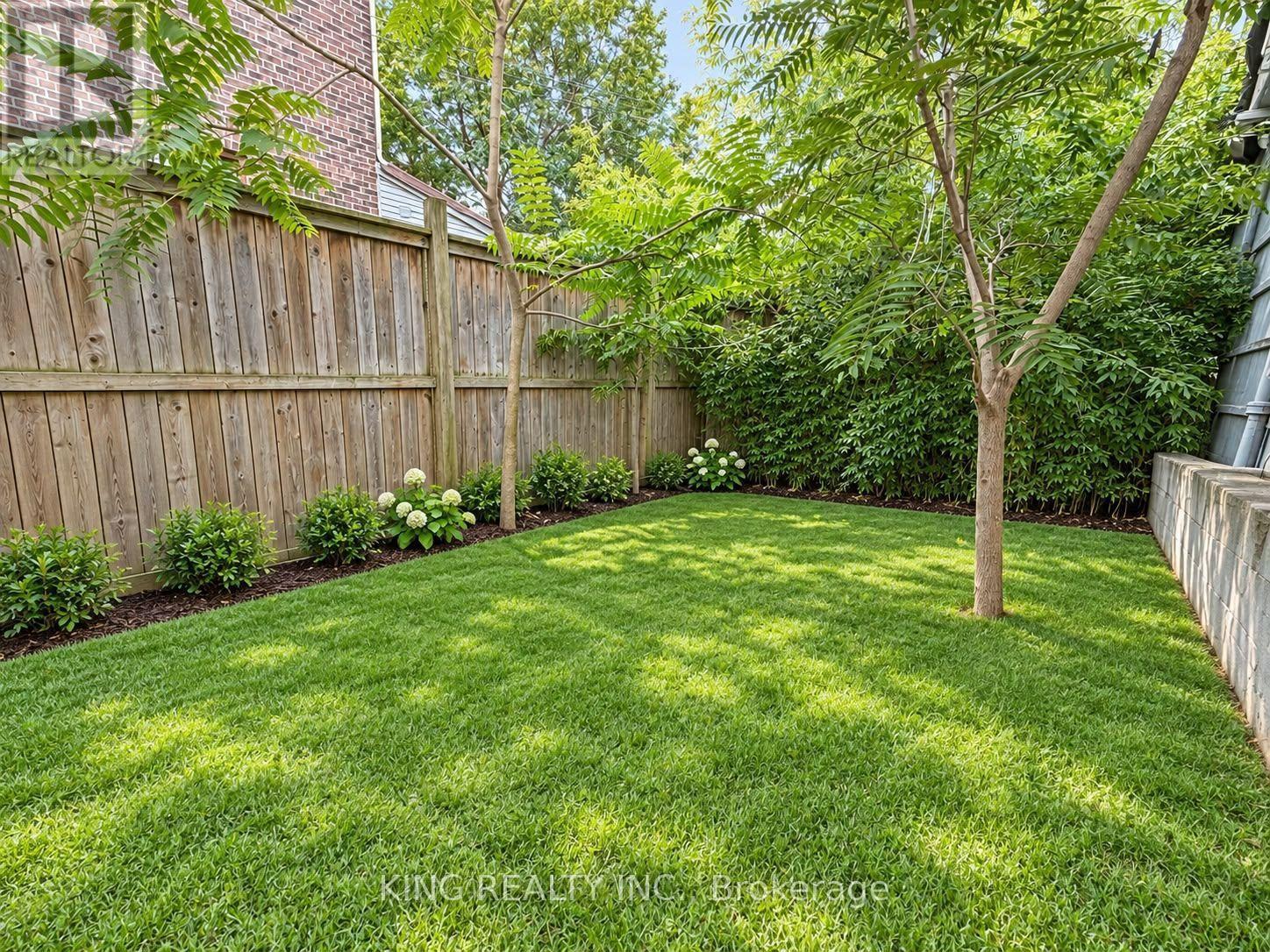 1001 Queen Street E, Toronto, Ontario  M4M 1K2 - Photo 49 - E13763488