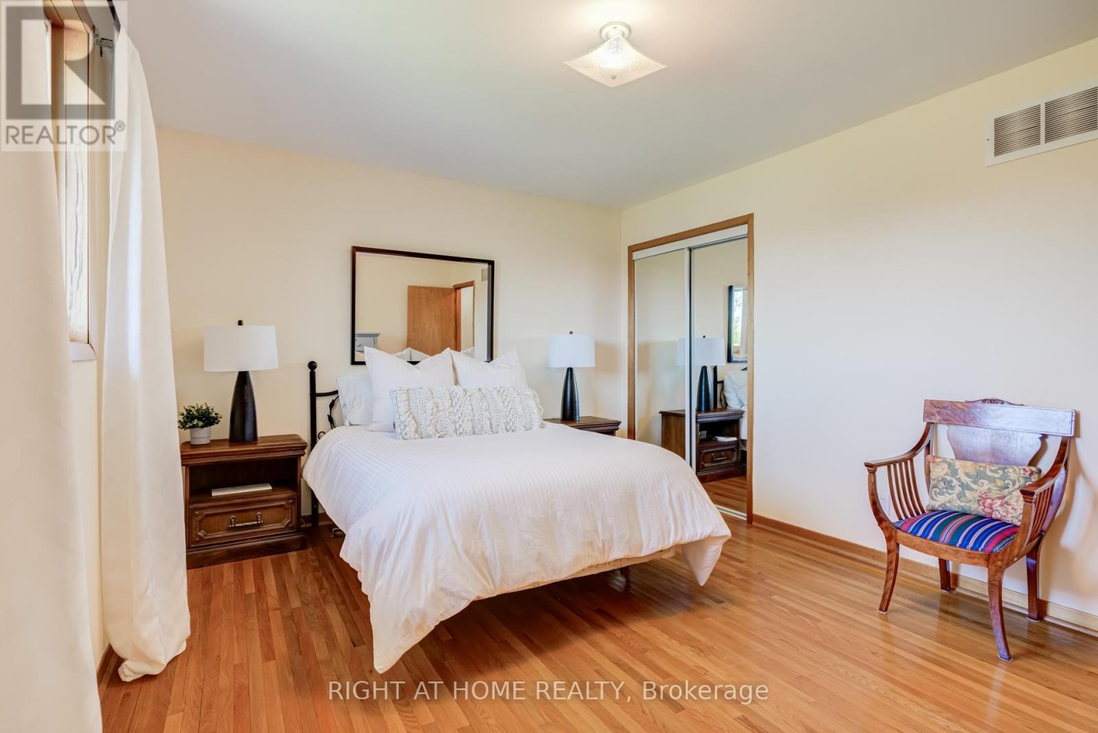 24 Joseph Street, Adjala-Tosorontio, Ontario  L0G 1L0 - Photo 13 - N13763548