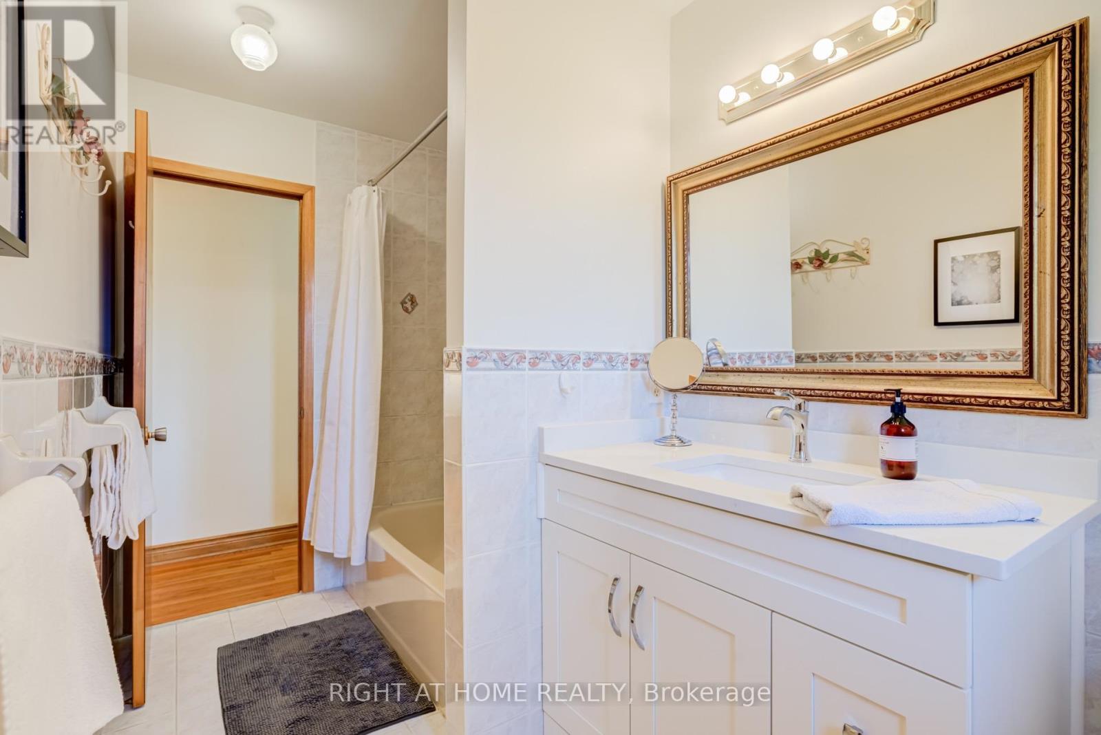 24 Joseph Street, Adjala-Tosorontio, Ontario  L0G 1L0 - Photo 16 - N13763548