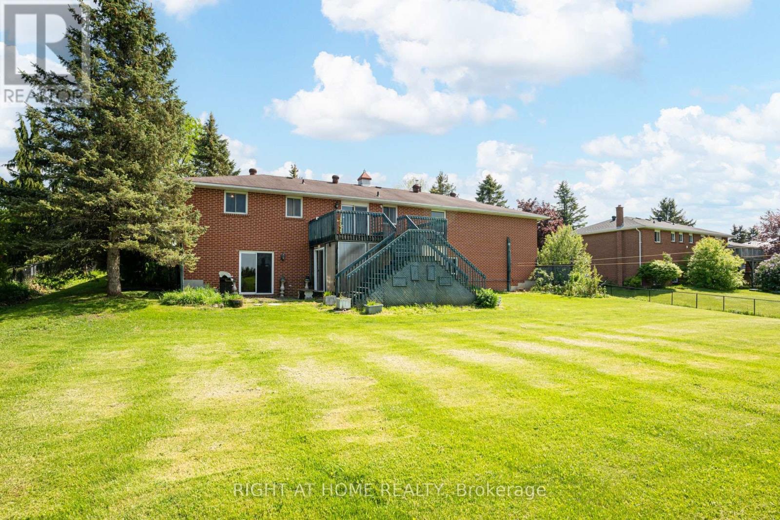 24 Joseph Street, Adjala-Tosorontio, Ontario  L0G 1L0 - Photo 37 - N13763548