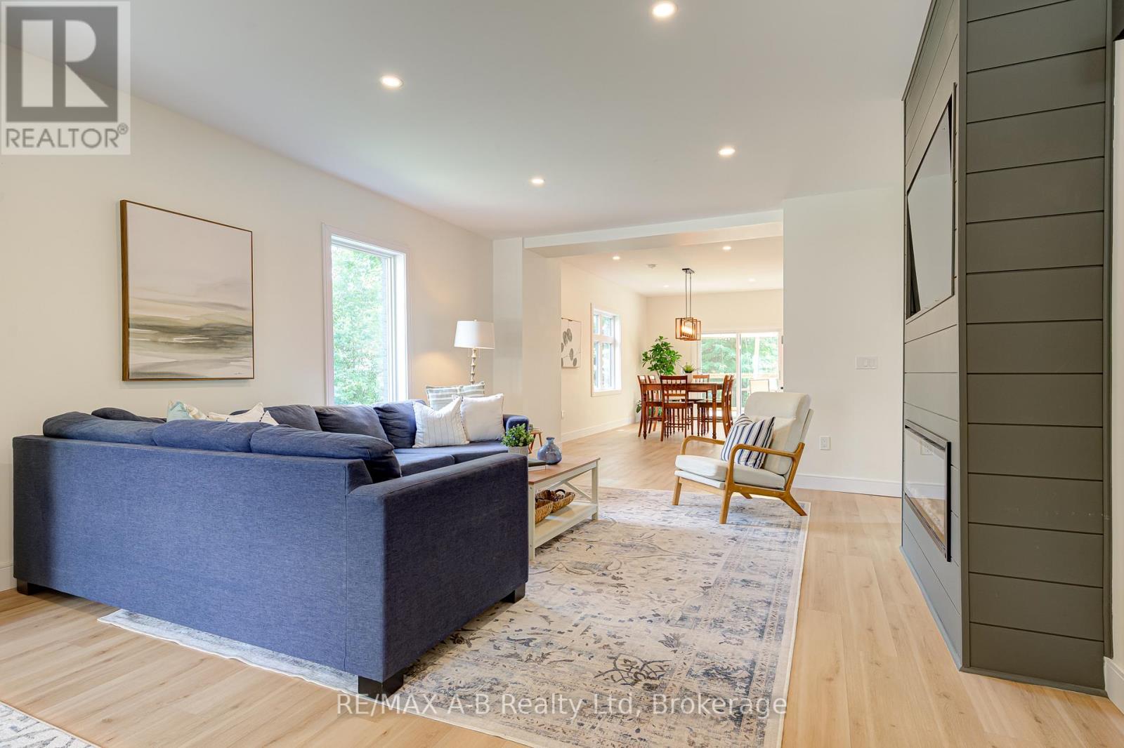 261 Albert Street, Stratford, Ontario  N5A 3K8 - Photo 10 - X13763544