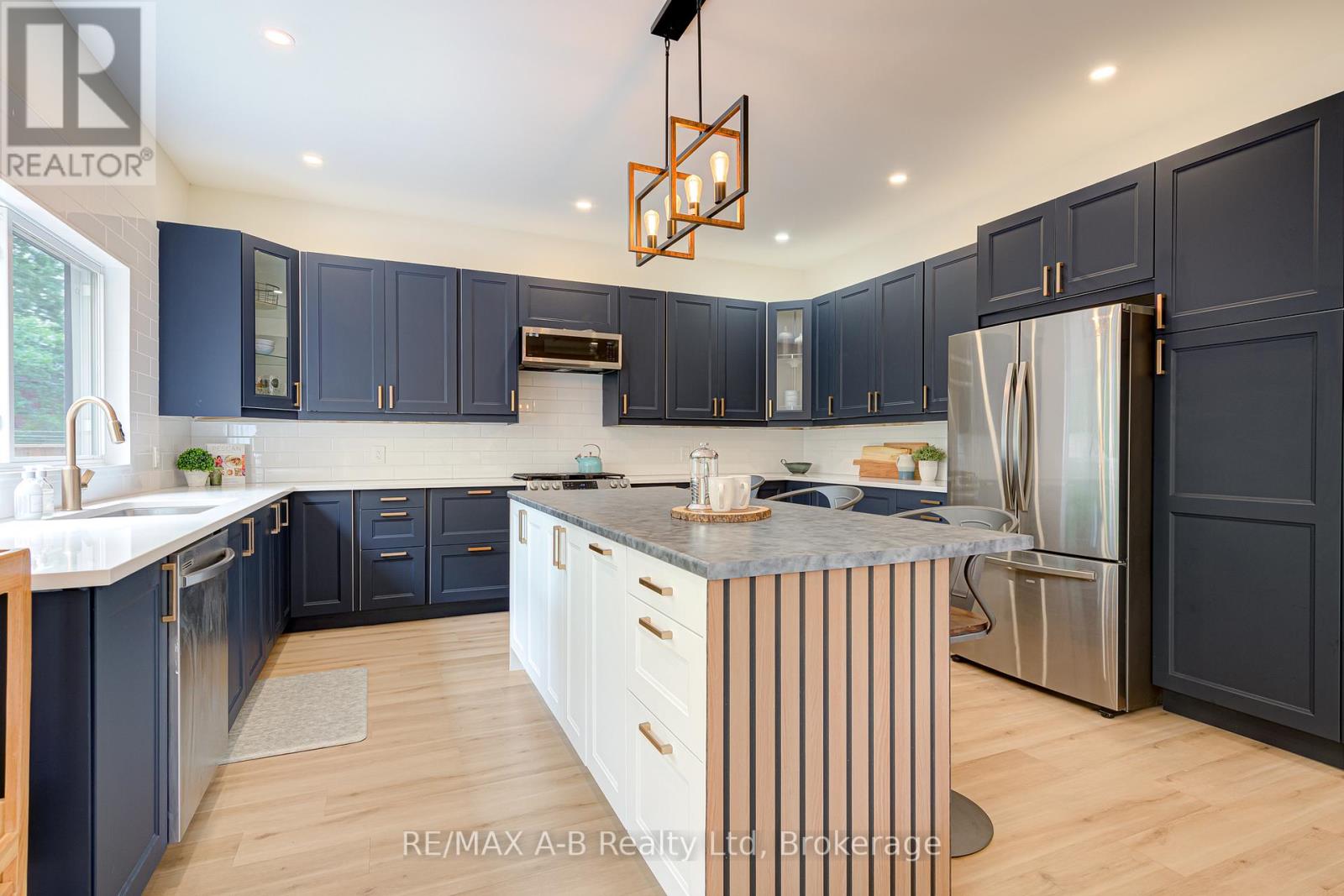 261 Albert Street, Stratford, Ontario  N5A 3K8 - Photo 18 - X13763544