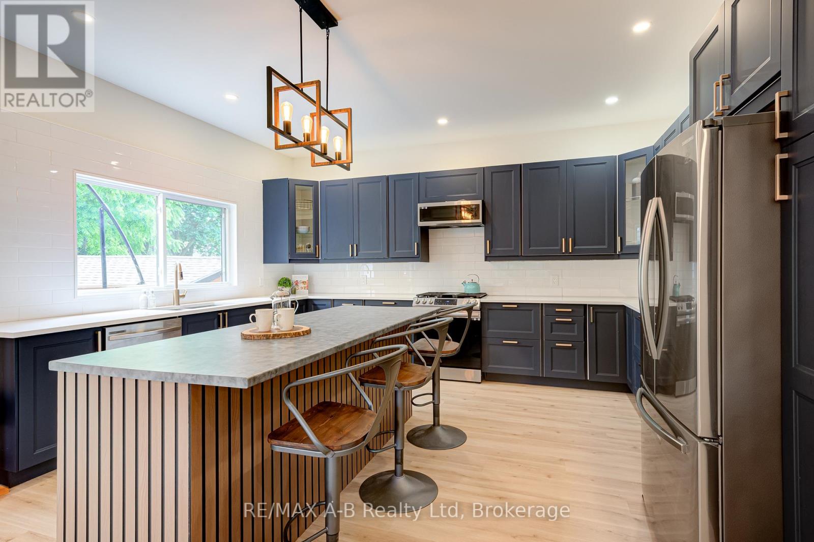261 Albert Street, Stratford, Ontario  N5A 3K8 - Photo 20 - X13763544