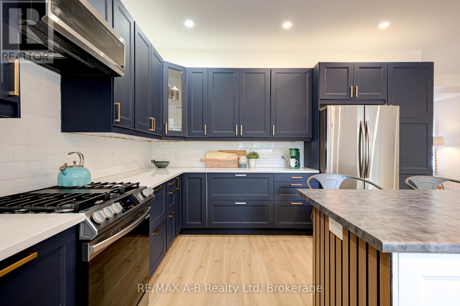 261 Albert Street, Stratford, Ontario  N5A 3K8 - Photo 21 - X13763544