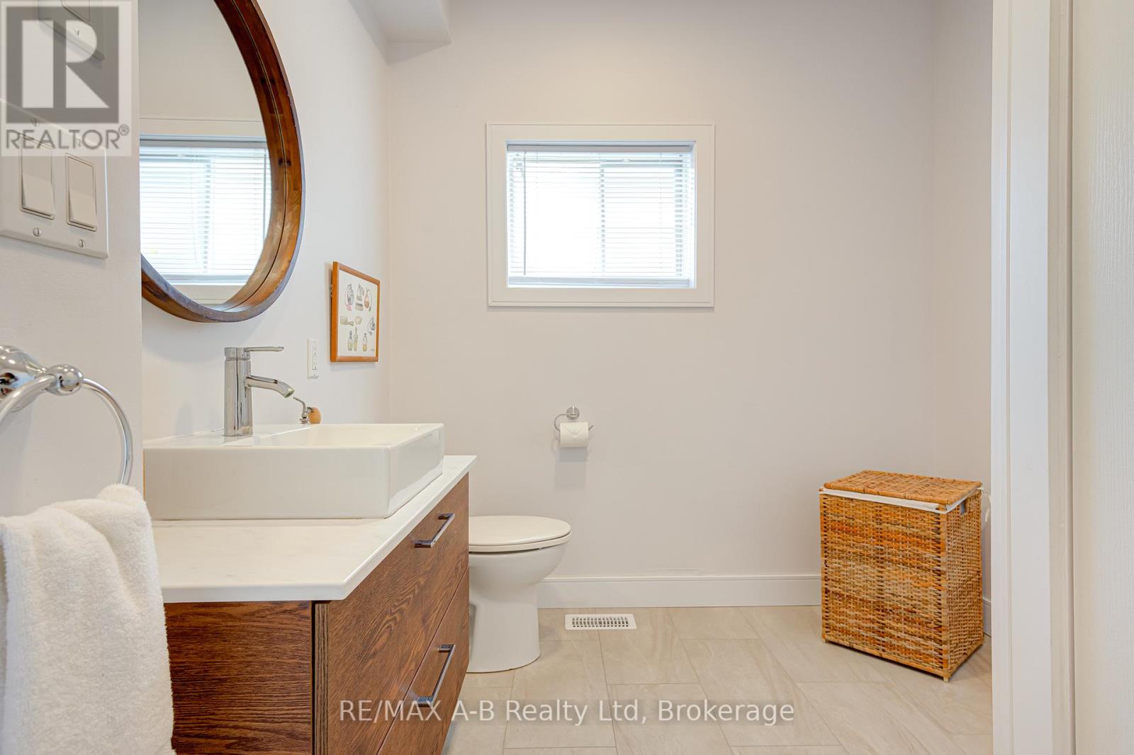 261 Albert Street, Stratford, Ontario  N5A 3K8 - Photo 25 - X13763544
