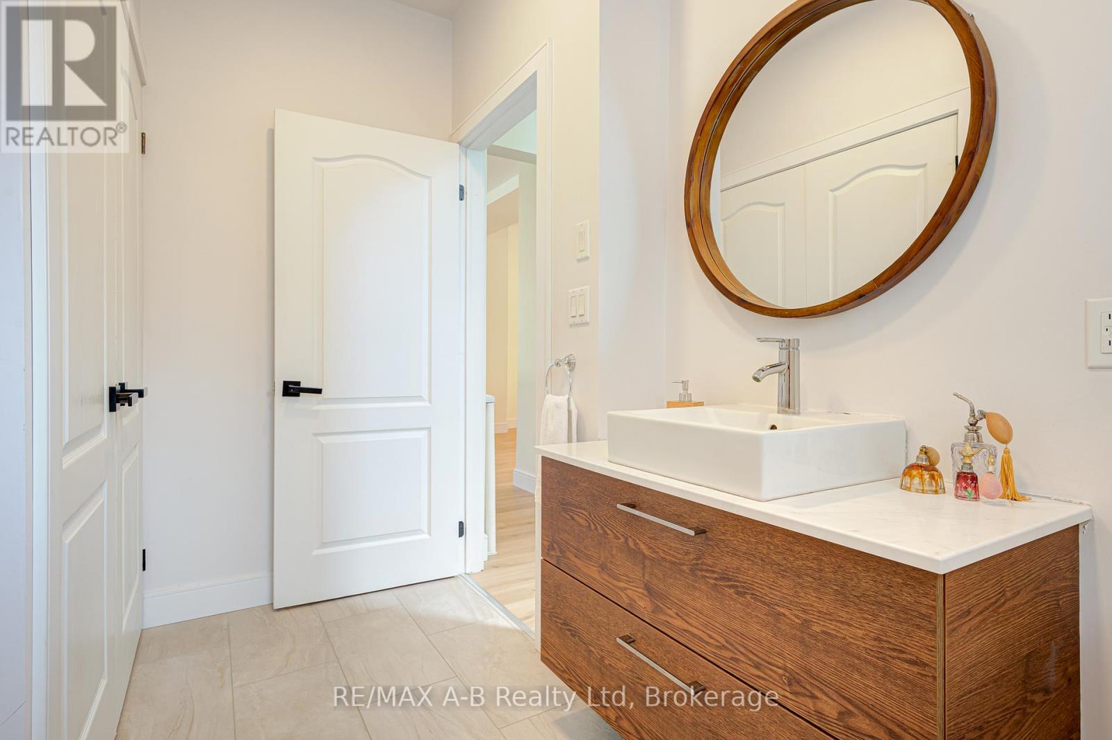 261 Albert Street, Stratford, Ontario  N5A 3K8 - Photo 26 - X13763544