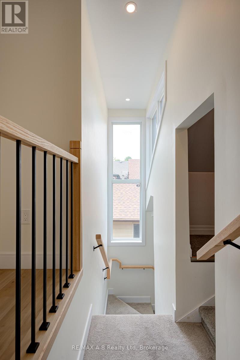 261 Albert Street, Stratford, Ontario  N5A 3K8 - Photo 28 - X13763544