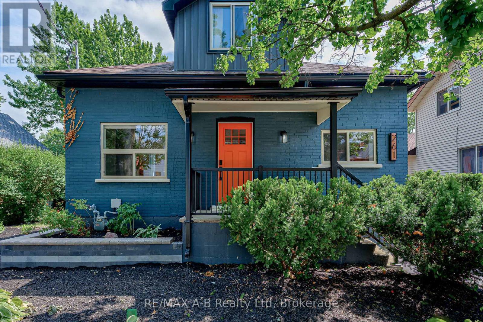 261 Albert Street, Stratford, Ontario  N5A 3K8 - Photo 3 - X13763544