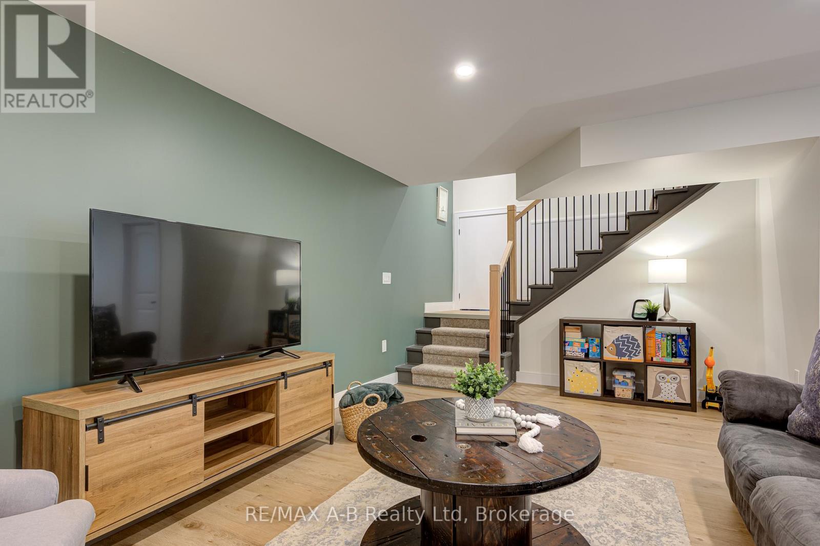 261 Albert Street, Stratford, Ontario  N5A 3K8 - Photo 41 - X13763544