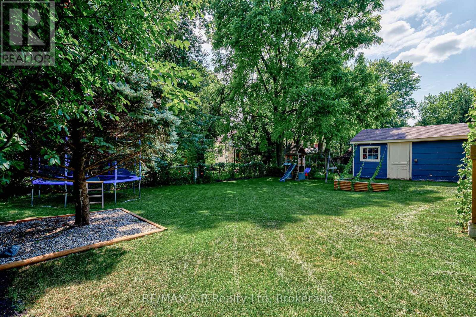 261 Albert Street, Stratford, Ontario  N5A 3K8 - Photo 49 - X13763544