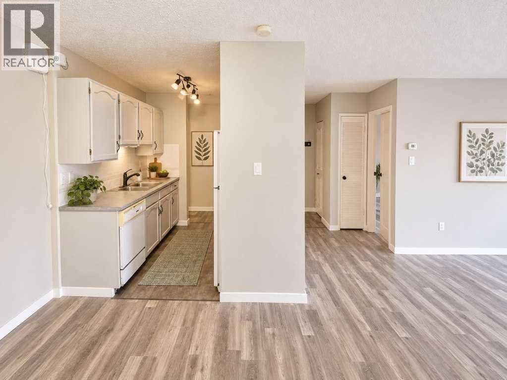 809, 8948 Elbow Drive SW, Calgary, Alberta  T2V 0H9 - Photo 2 - A2325452