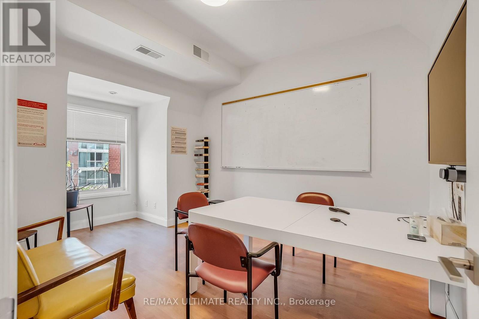 3rd Floor - 460 College Street, Toronto, Ontario  M6G 1A1 - Photo 11 - C13763566