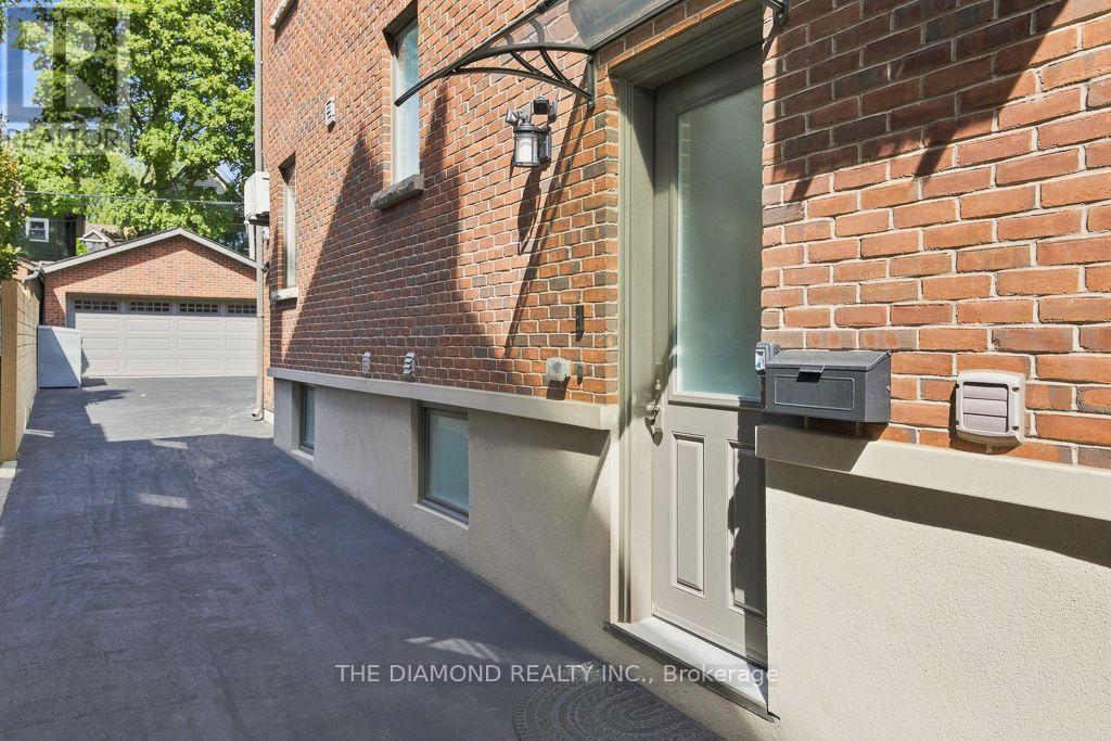 188-190 Westminster Avenue, Toronto, Ontario  M6R 1P1 - Photo 46 - W13758820