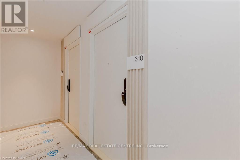 310 - 28 Ann Street, Mississauga, Ontario  M3C 0H5 - Photo 5 - W13763496