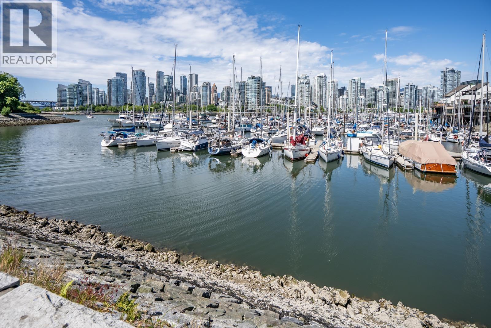 313 674 Leg In Boot Square, Vancouver, British Columbia  V5Z 4B4 - Photo 36 - R3163451