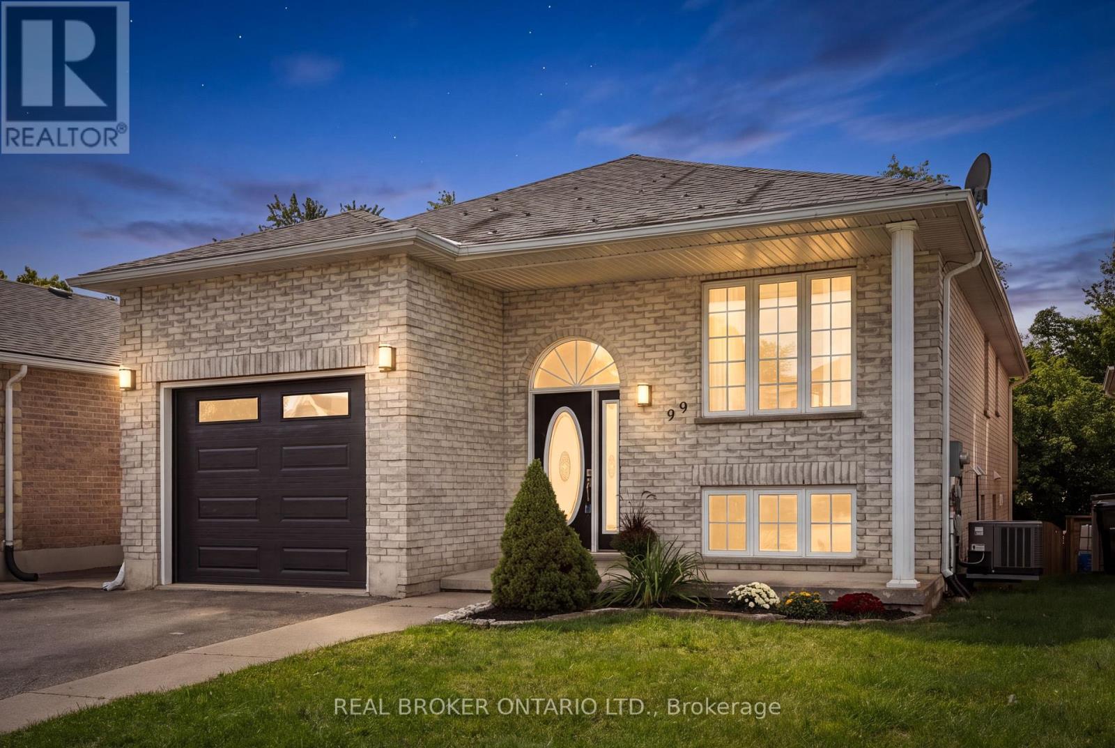 99 LANGLAW DRIVE, Cambridge, Ontario