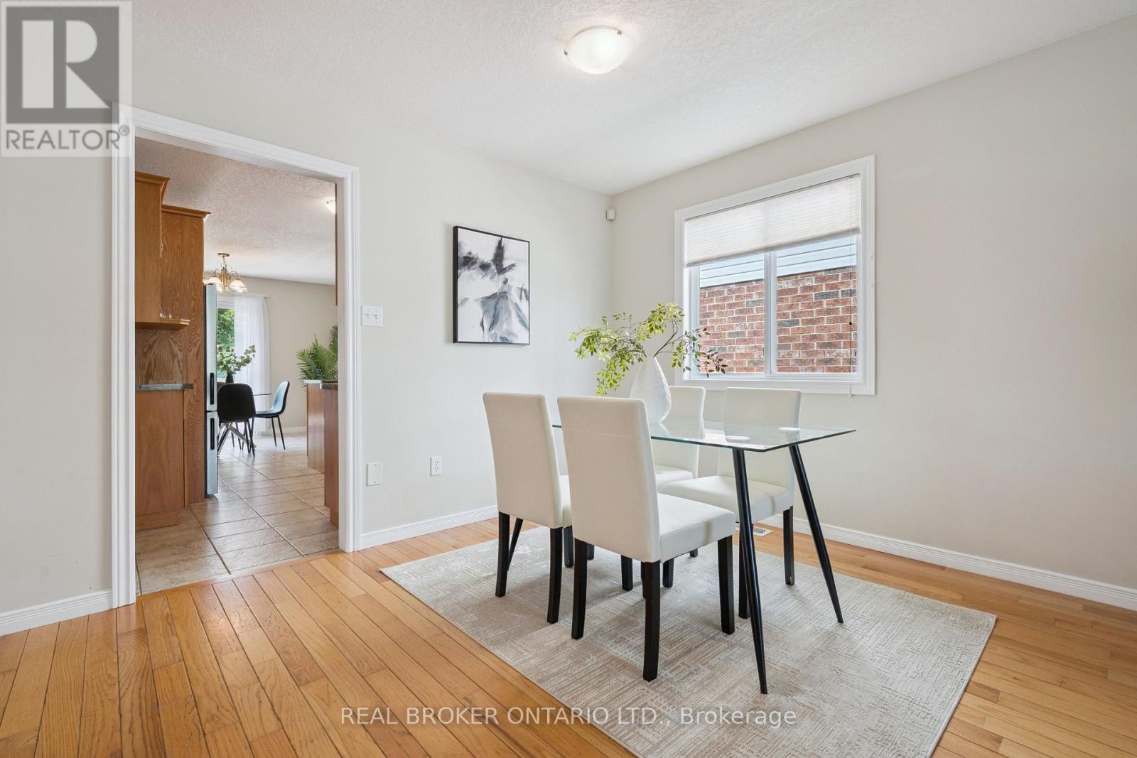 99 Langlaw Drive, Cambridge, Ontario  N1P 1J1 - Photo 9 - X13763504