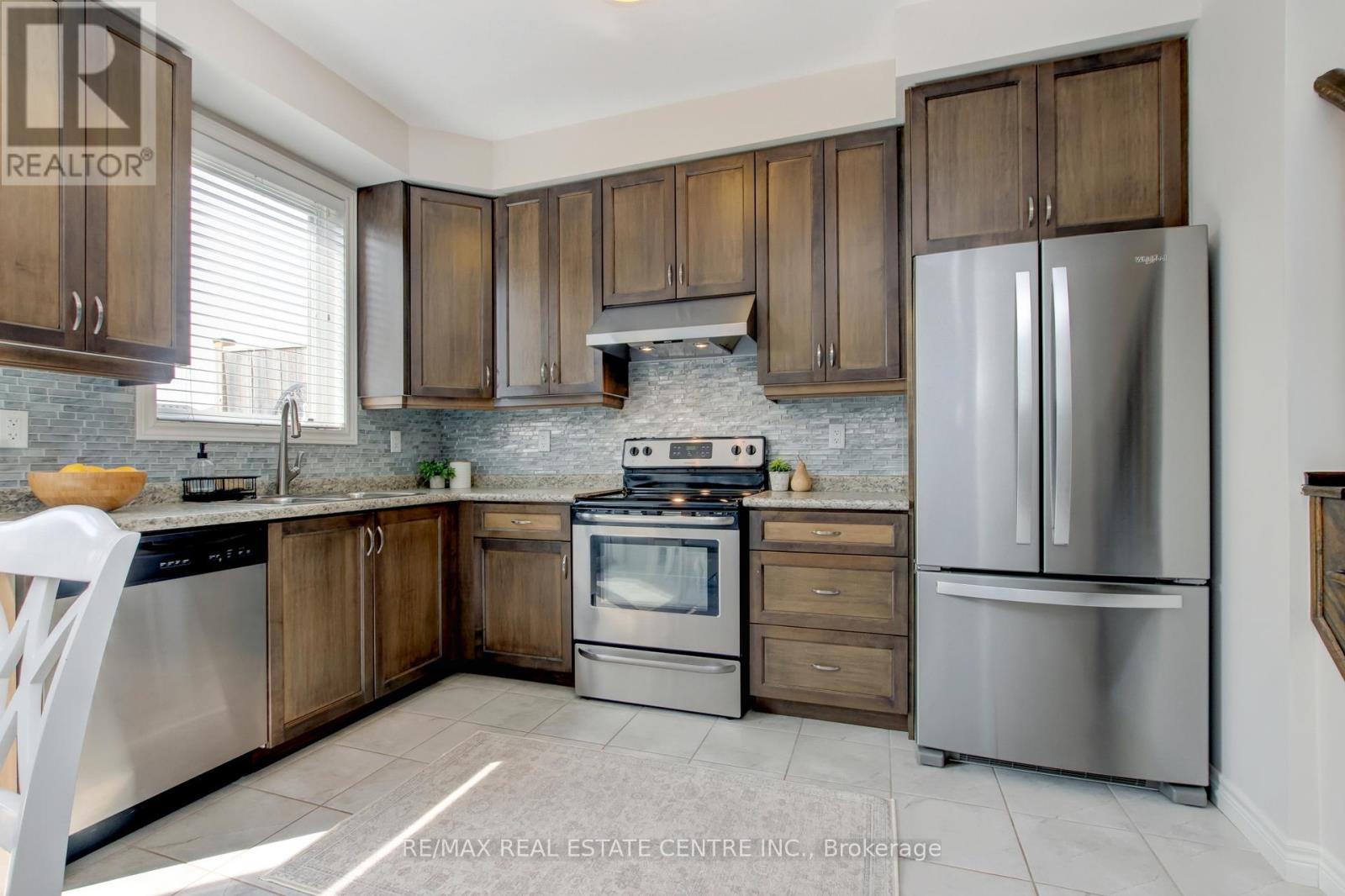 4 - 247 Festival Way, Hamilton, Ontario  L0R 1C0 - Photo 11 - X13763520