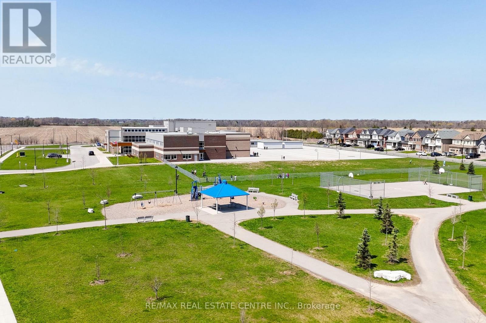 4 - 247 Festival Way, Hamilton, Ontario  L0R 1C0 - Photo 39 - X13763520