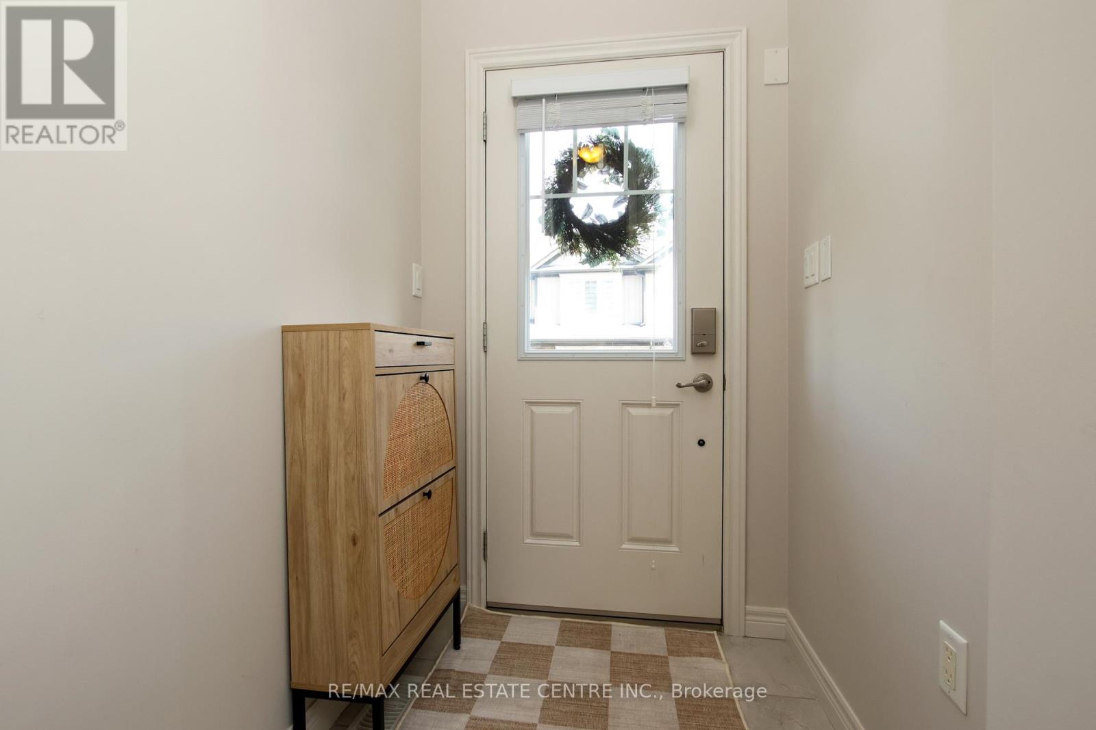 4 - 247 Festival Way, Hamilton, Ontario  L0R 1C0 - Photo 5 - X13763520