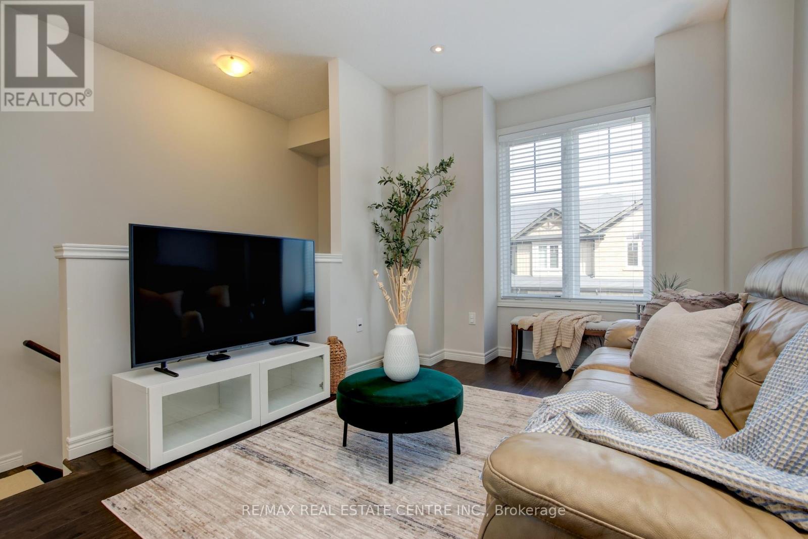 4 - 247 Festival Way, Hamilton, Ontario  L0R 1C0 - Photo 7 - X13763520