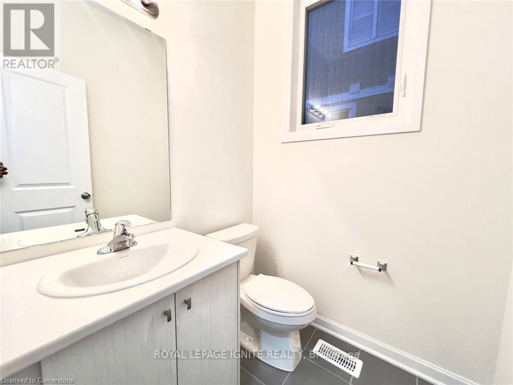 94 Golf Links Drive, Loyalist, Ontario  K0H 1G0 - Photo 11 - X13763550