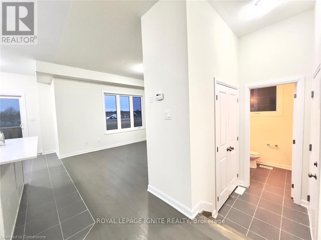 94 Golf Links Drive, Loyalist, Ontario  K0H 1G0 - Photo 16 - X13763550