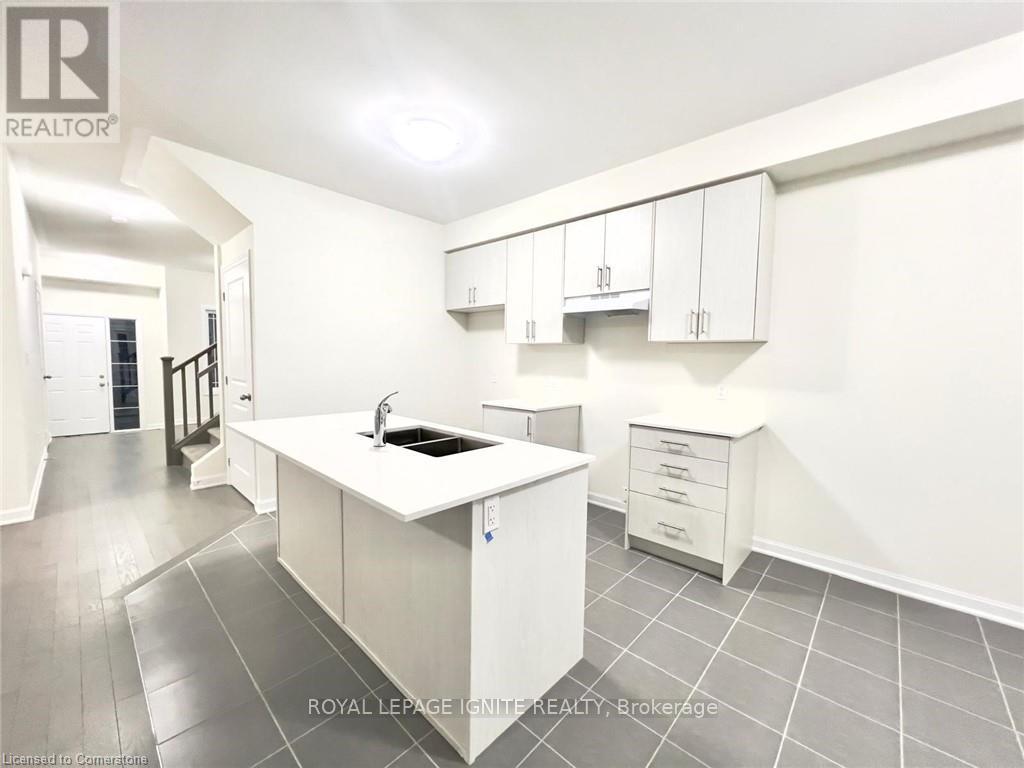 94 Golf Links Drive, Loyalist, Ontario  K0H 1G0 - Photo 25 - X13763550