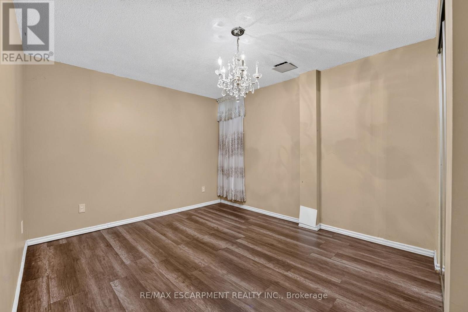 1501 Upper Sherman Avenue, Hamilton (Rushdale), Ontario  L8W 0B9 - Photo 33 - X13763558