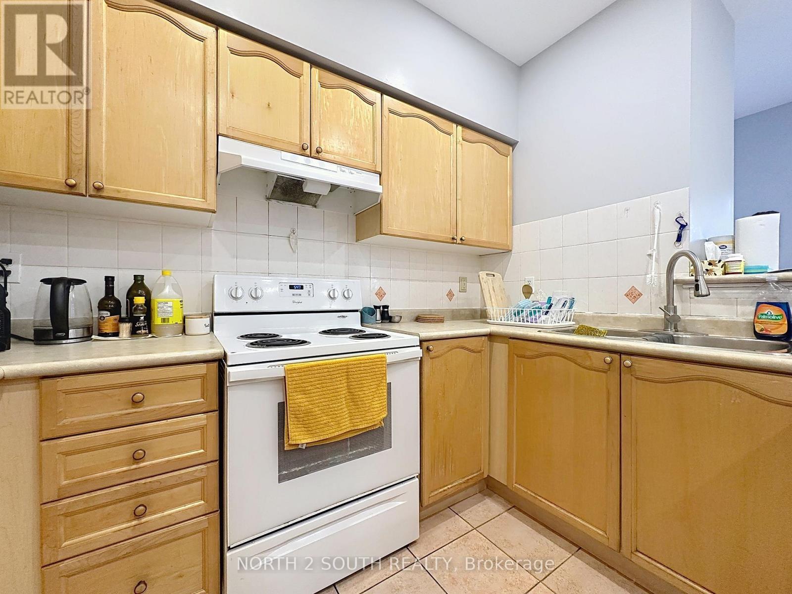 Unknown Address, ,    - Photo 8 - N13740186