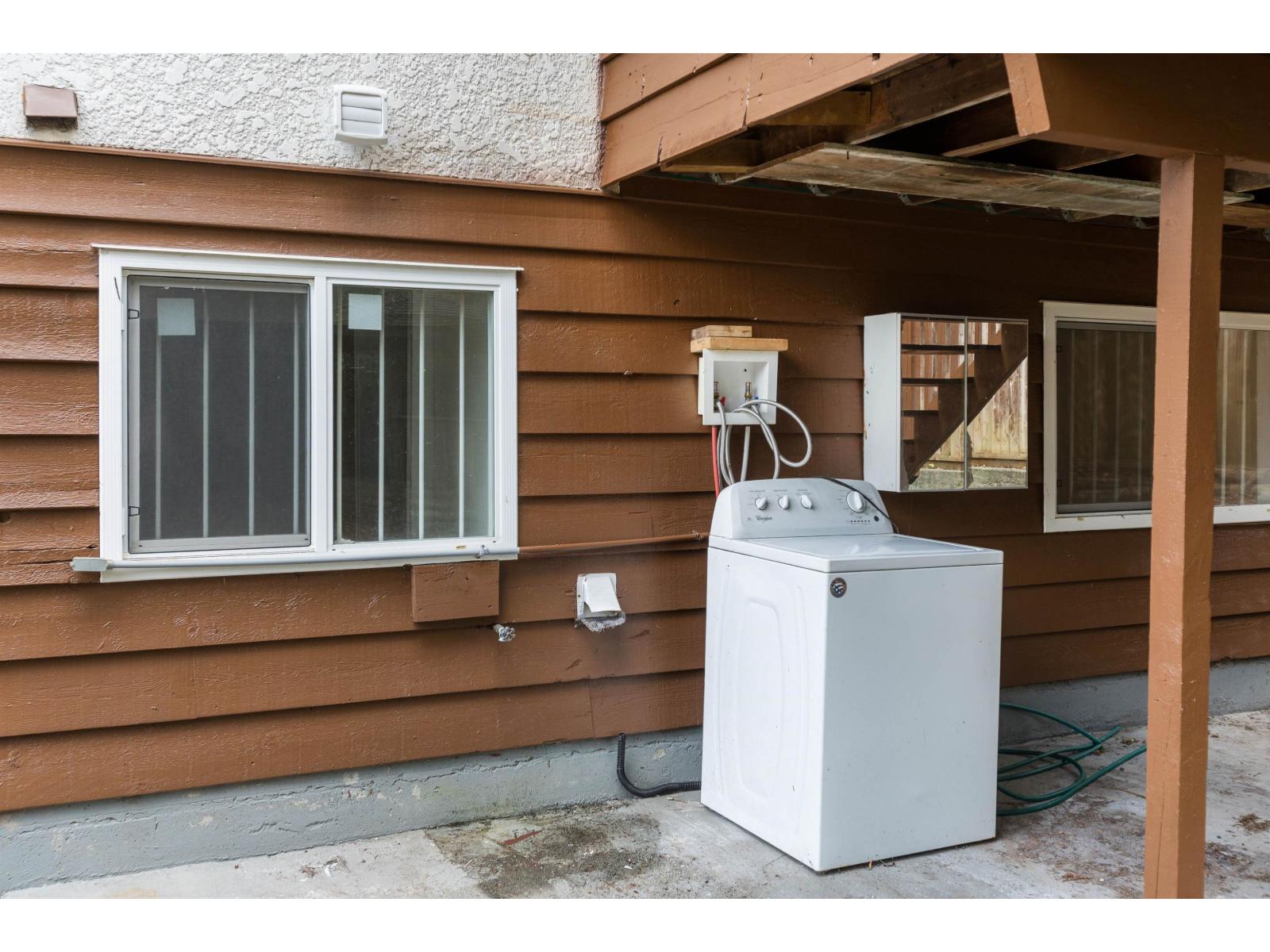 14036 102a Avenue, Surrey, British Columbia  V3T 1P9 - Photo 8 - R3163421