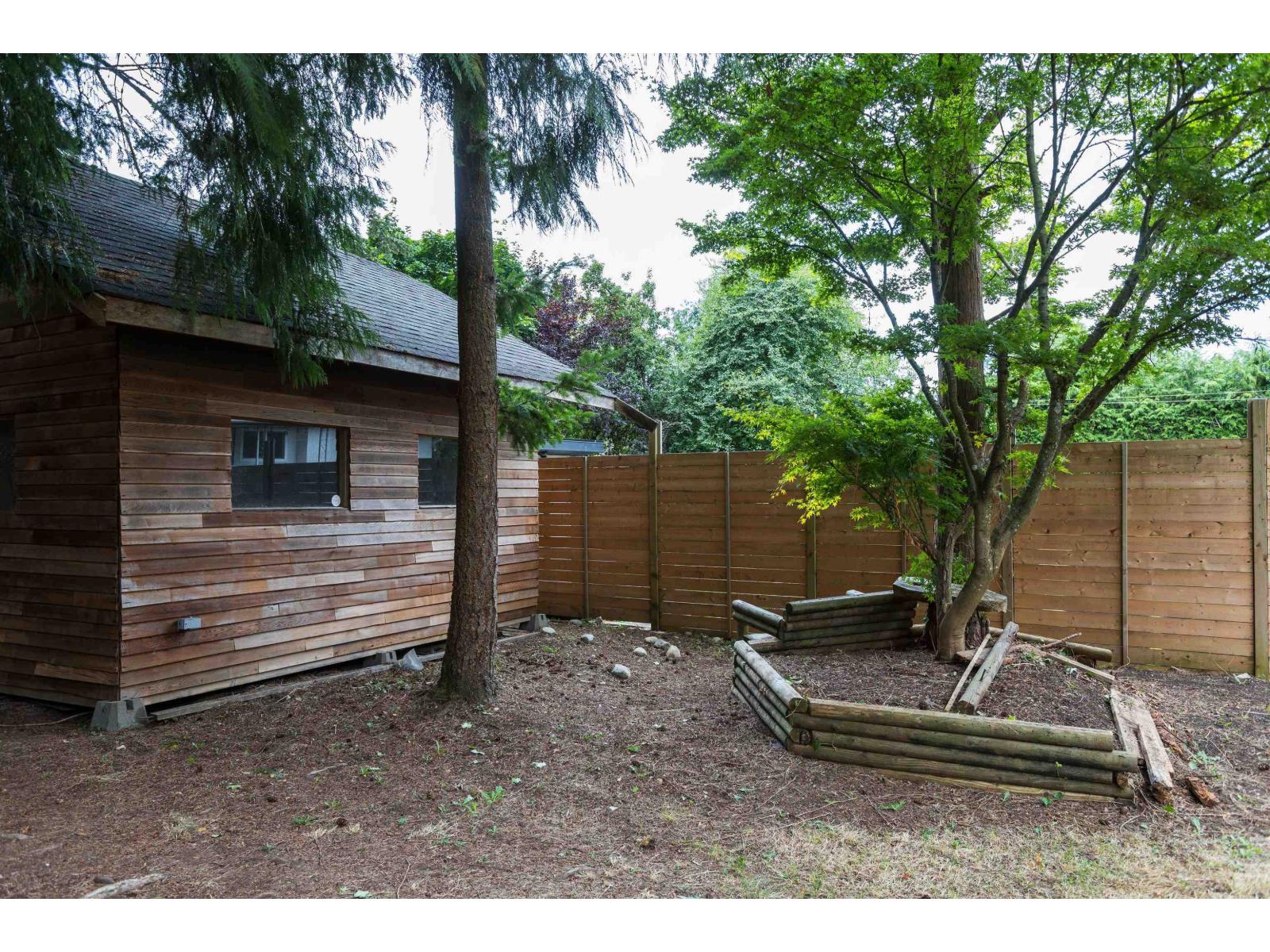 14036 102a Avenue, Surrey, British Columbia  V3T 1P9 - Photo 11 - R3163421