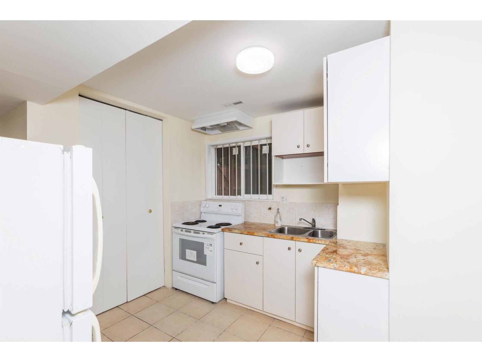 14036 102a Avenue, Surrey, British Columbia  V3T 1P9 - Photo 35 - R3163421