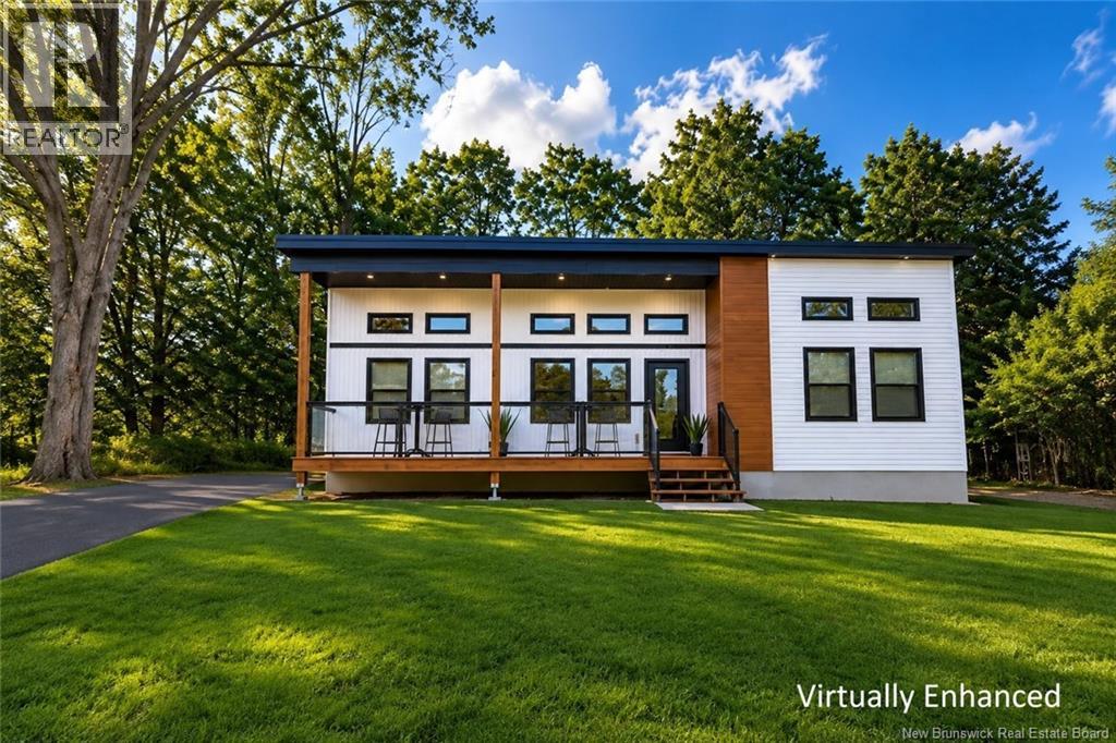 <h3>$624,900</h3><p>35 Sunset Drive, Nashwaaksis, New Brunswick</p>