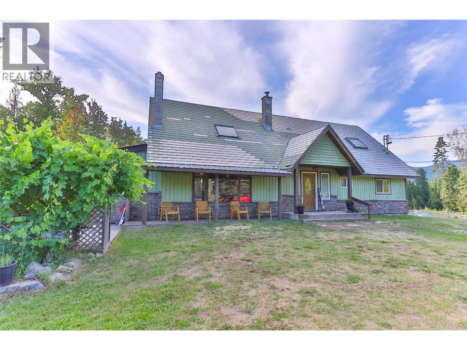 4161 Verigin Road, Nelson, British Columbia  V1L 6V9 - Photo 3 - 10375828