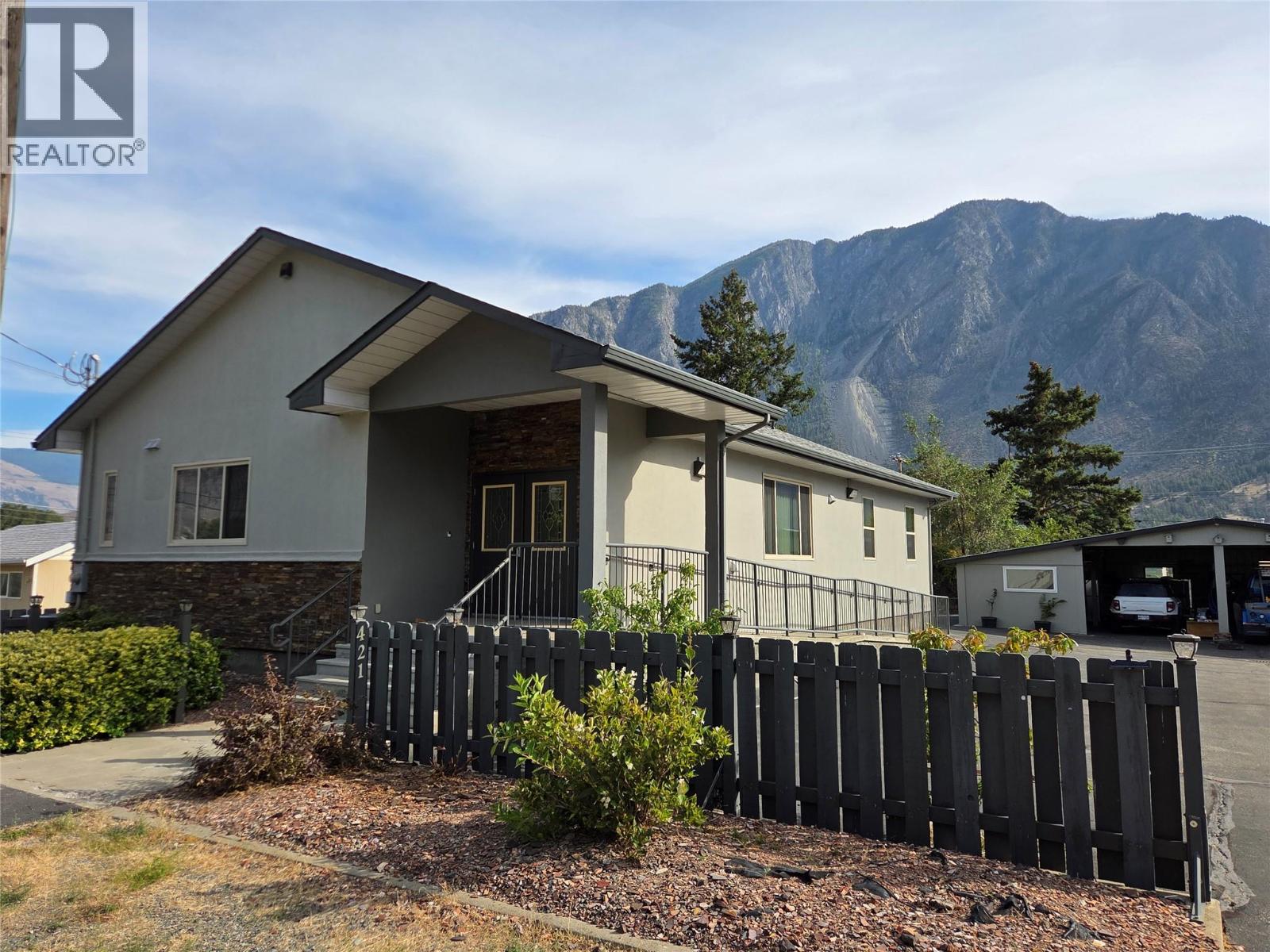 421 9th Avenue, Keremeos, British Columbia  V0X 1N3 - Photo 41 - 10392153