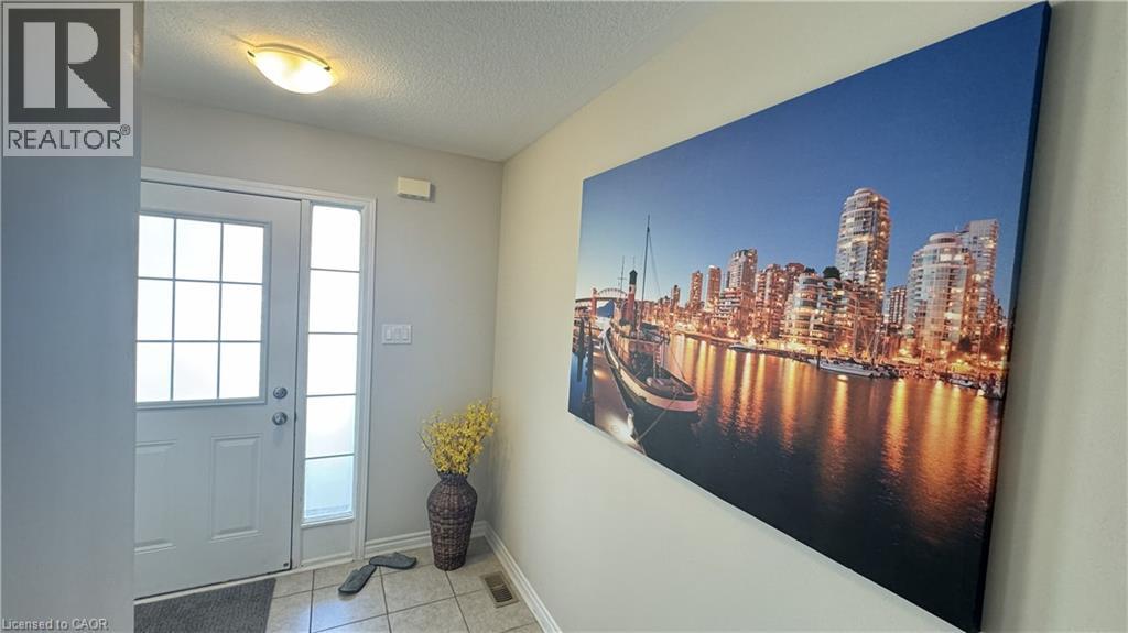 67 Pointer Street, Cambridge, Ontario N3E 0B4 - Photo 5 - 40860976