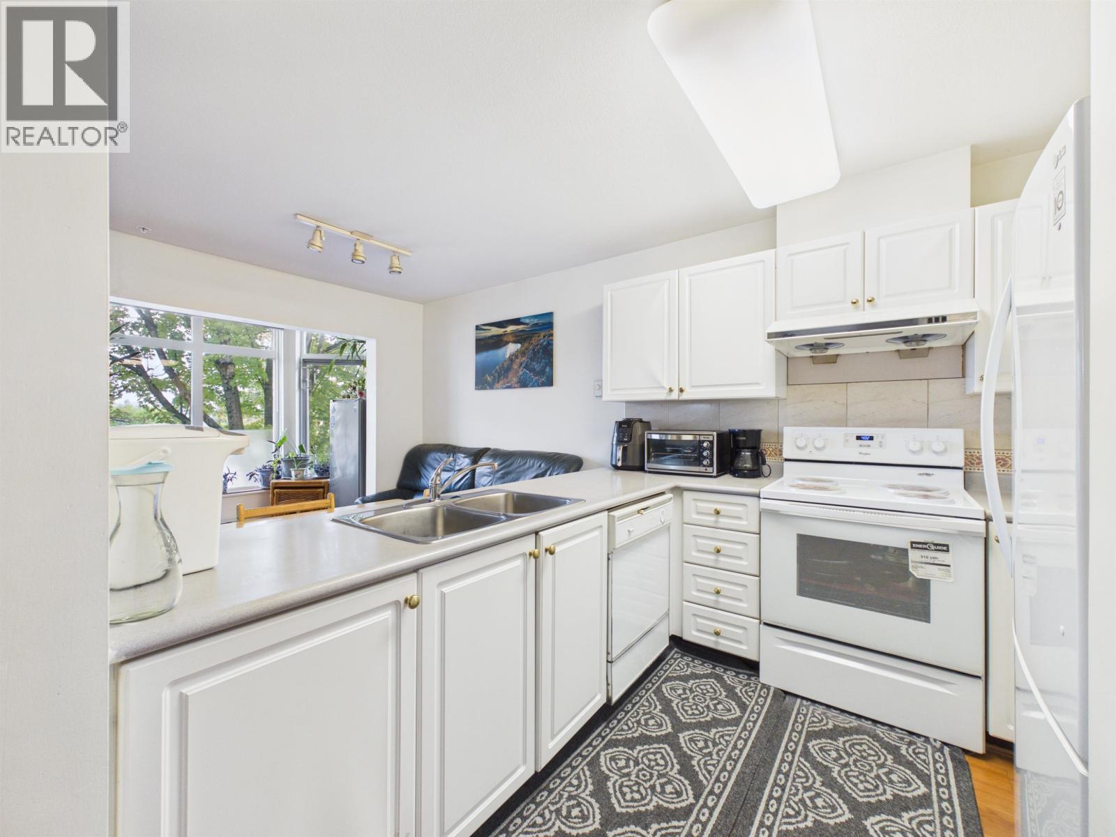 208 2677 Broadway Street, Vancouver, British Columbia  V5M 1Y6 - Photo 15 - R3162613