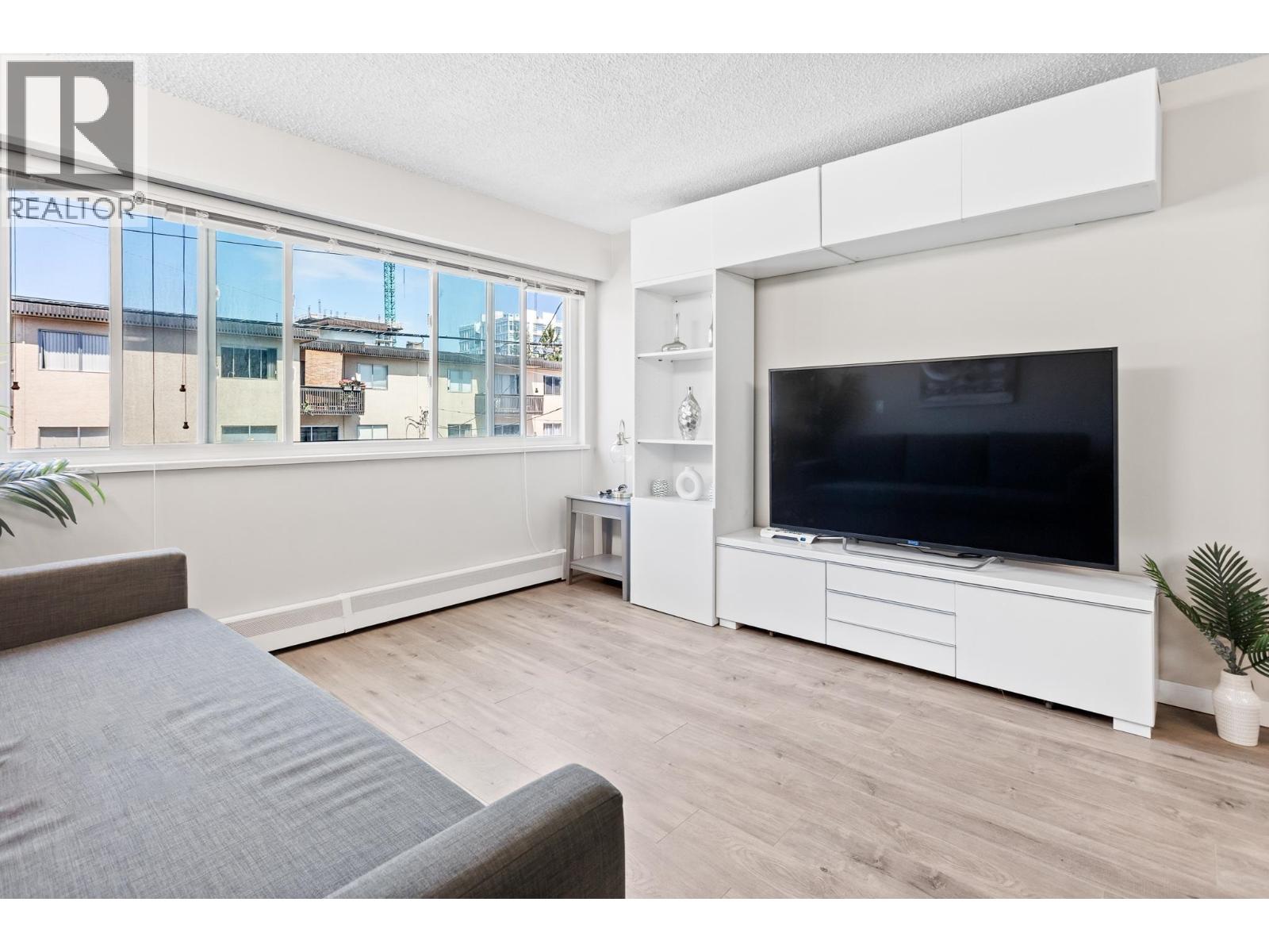 206 1149 W 11th Avenue, Vancouver, British Columbia  V6H 1K4 - Photo 5 - R3163617