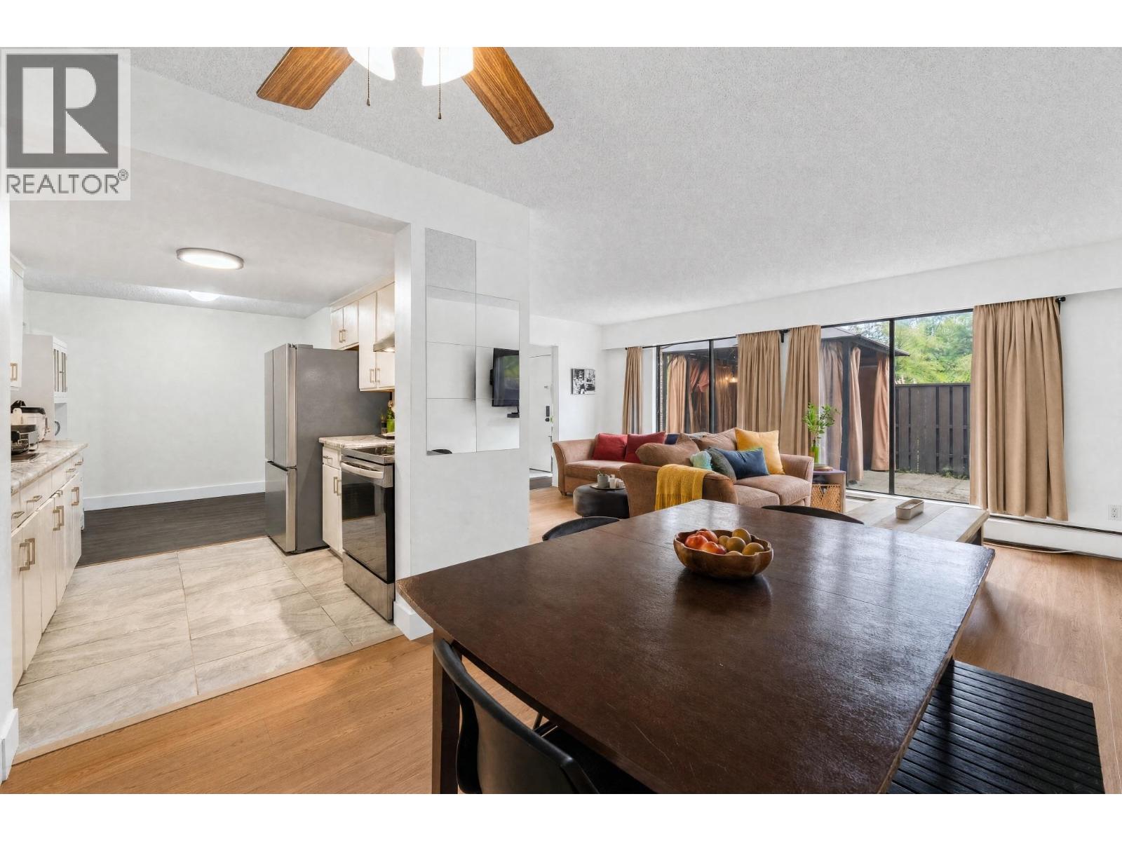 8865 Horne Street, Burnaby, British Columbia  V3N 4J8 - Photo 10 - R3163623