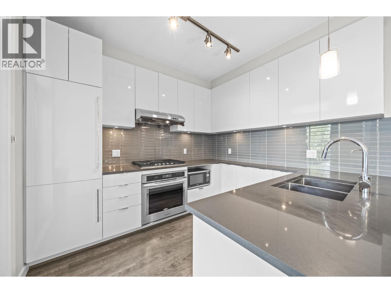 215 9311 Alexandra Road, Richmond, British Columbia  V6X 0L8 - Photo 10 - R3163630