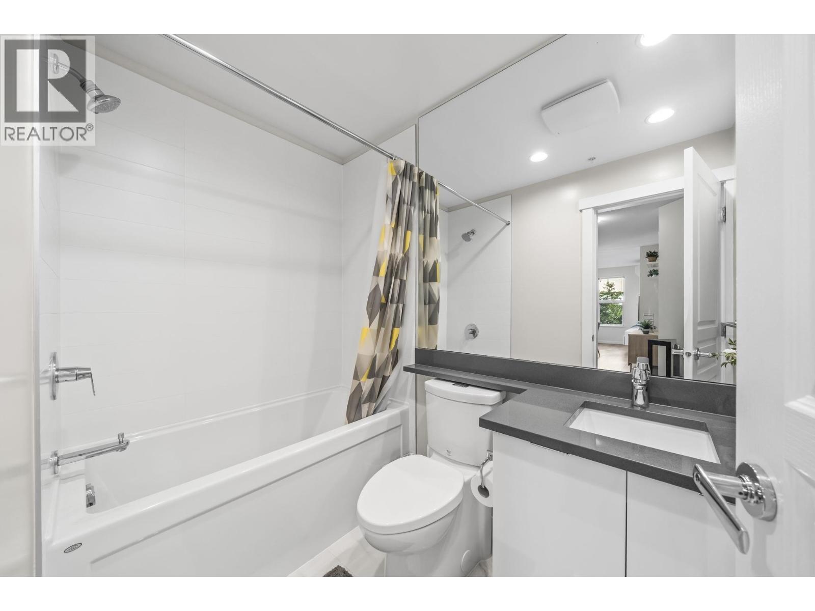 215 9311 Alexandra Road, Richmond, British Columbia  V6X 0L8 - Photo 4 - R3163630