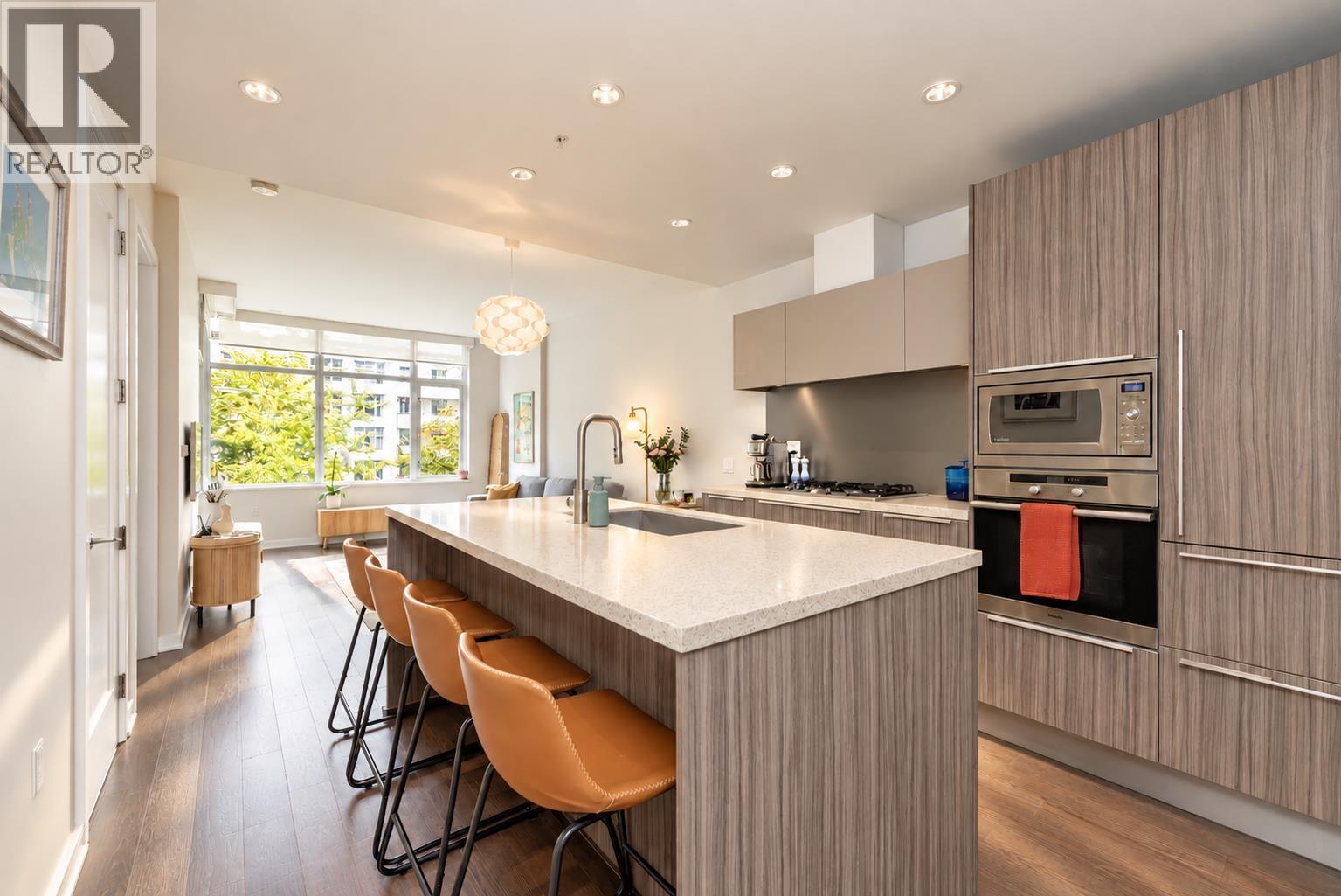 312 181 W 1st Avenue, Vancouver, British Columbia  V5Y 0E3 - Photo 1 - R3163660