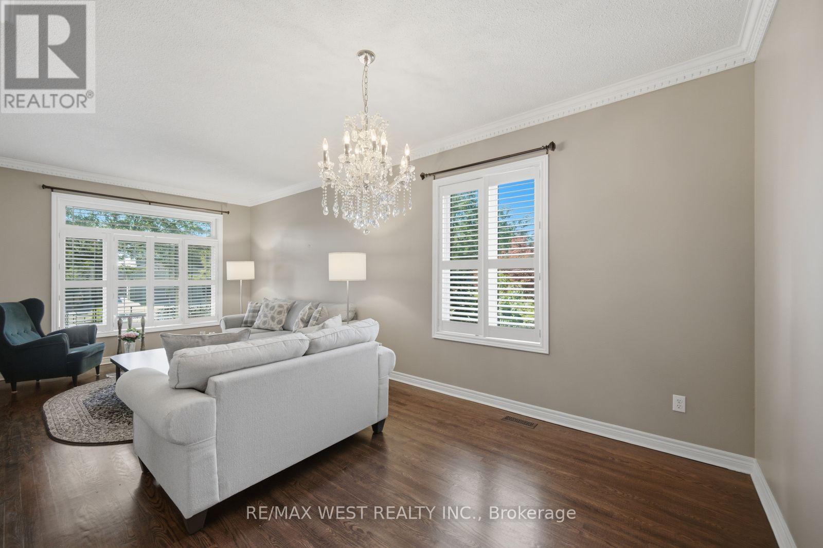 65 Burnhaven Avenue, Vaughan, Ontario  L6A 2P2 - Photo 12 - N13763624