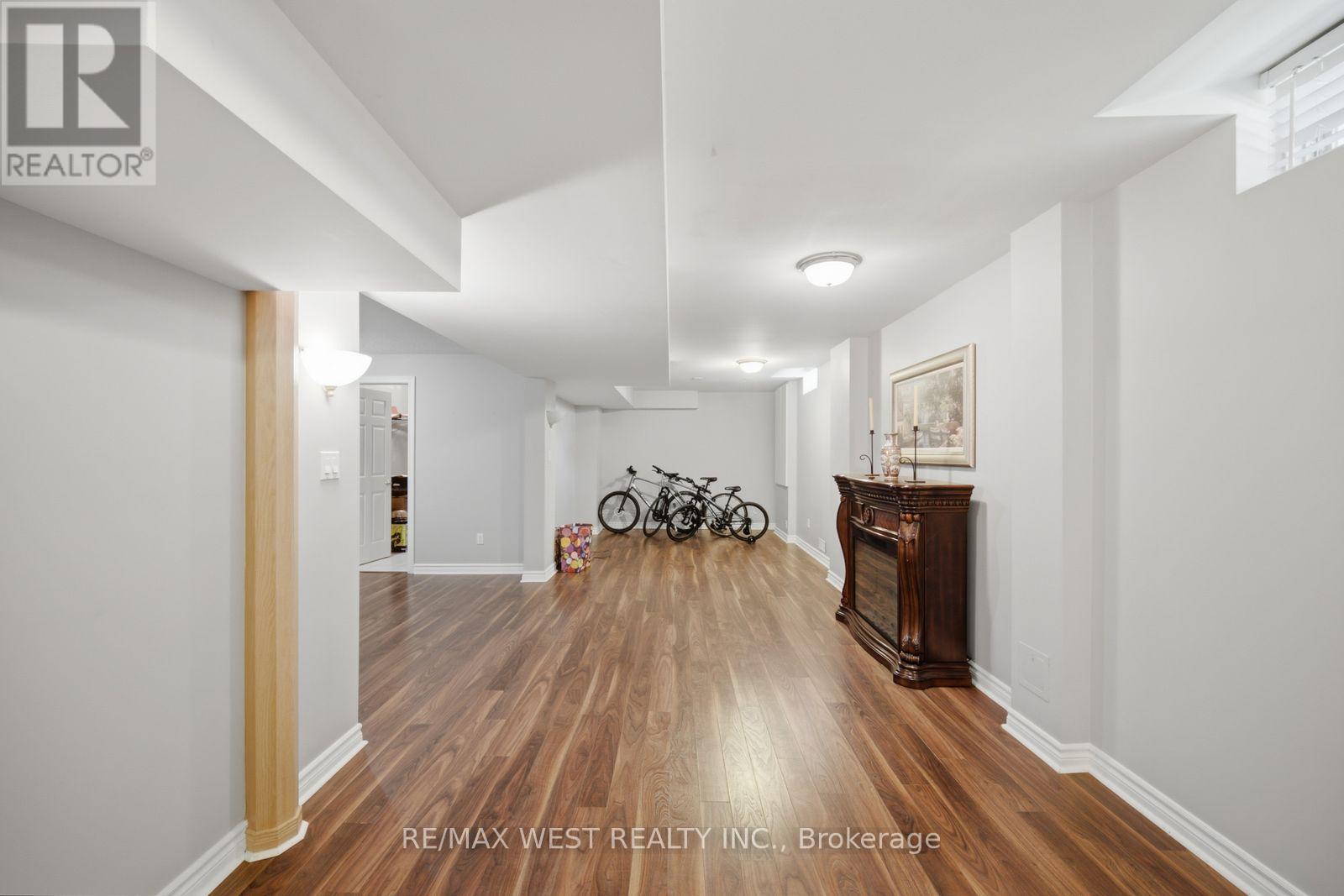 65 Burnhaven Avenue, Vaughan, Ontario  L6A 2P2 - Photo 36 - N13763624