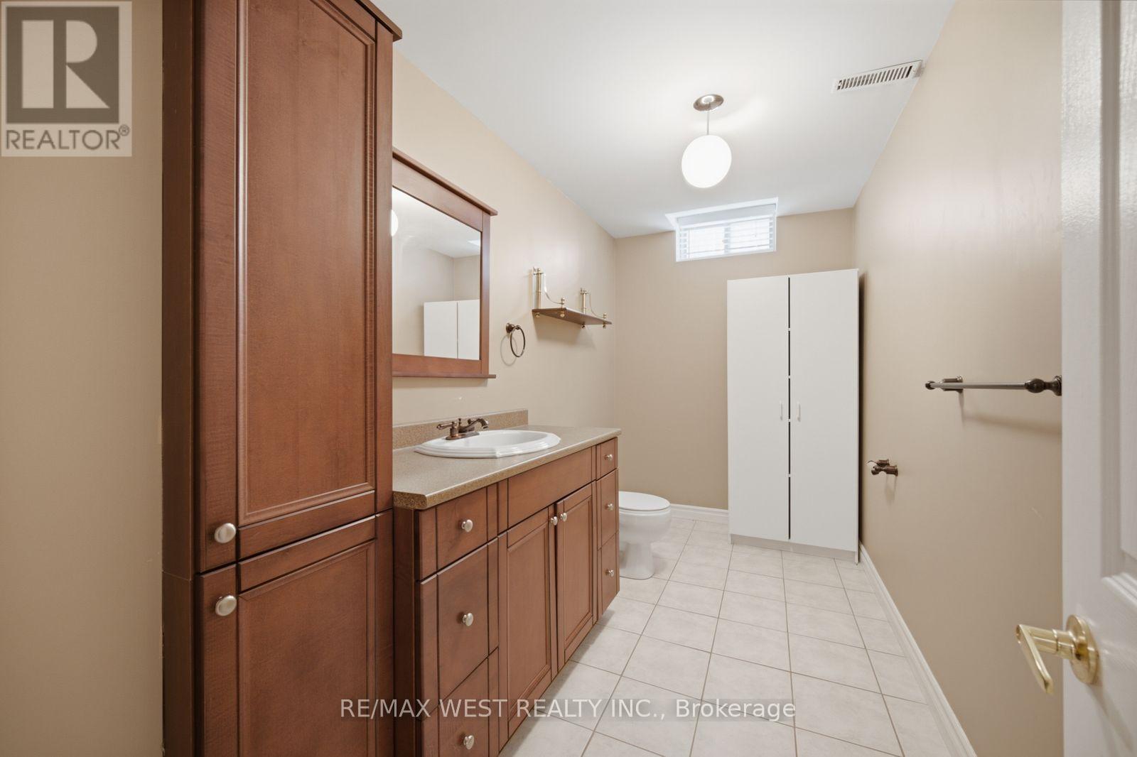 65 Burnhaven Avenue, Vaughan, Ontario  L6A 2P2 - Photo 41 - N13763624