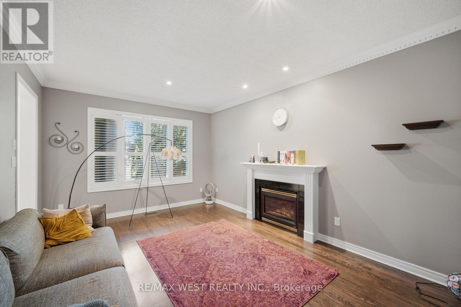 65 Burnhaven Avenue, Vaughan, Ontario  L6A 2P2 - Photo 9 - N13763624