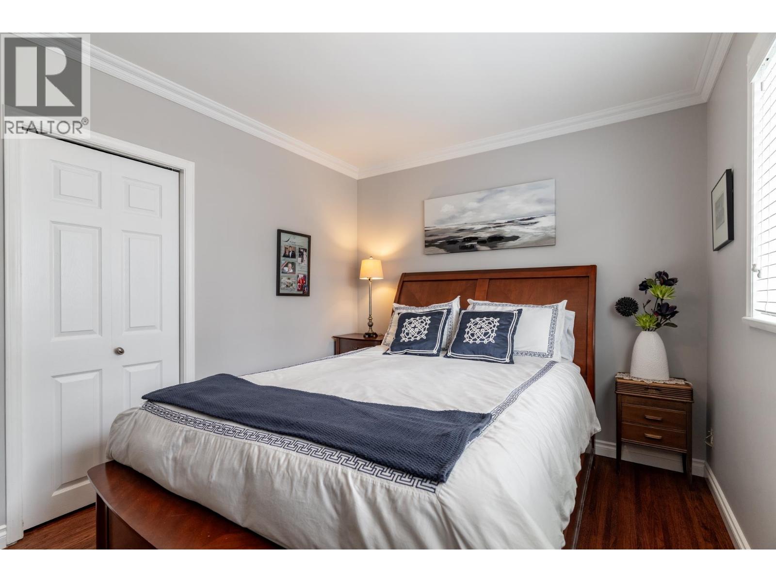 1119 HAMMOND AVENUE
